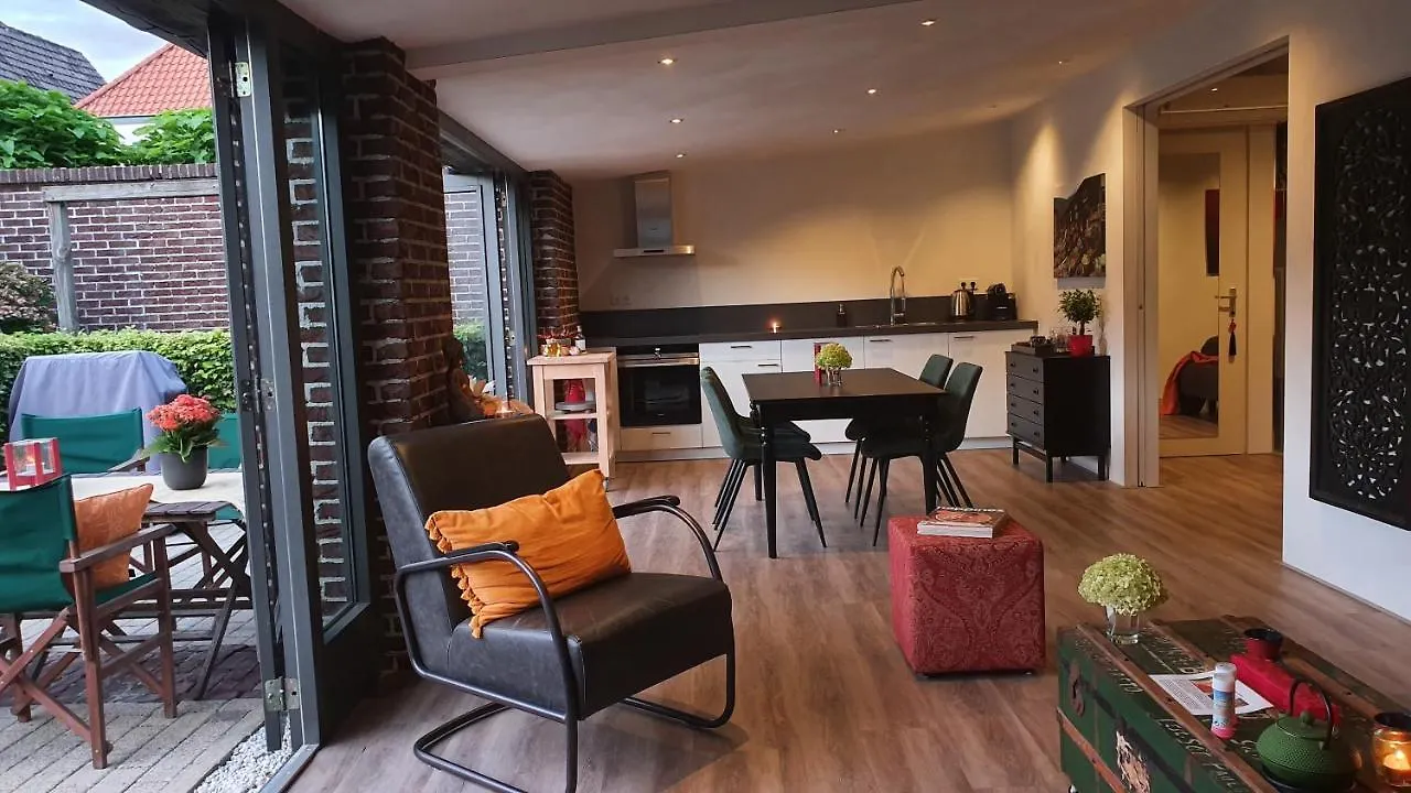 Downtown Hideaway, B&B Grand Deluxe Eindhoven